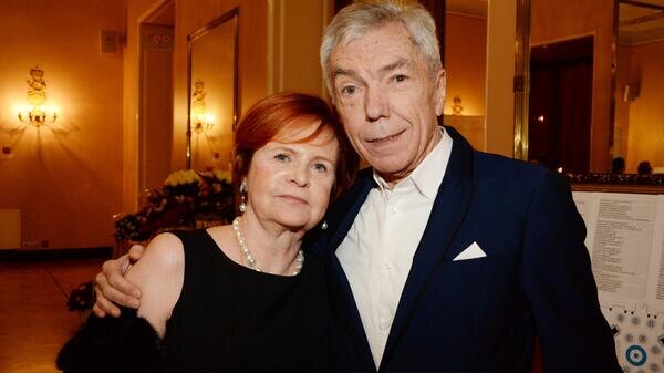 Вдова Николаева сообщила, что телеведущего похоронят на Троекуровском кладбище