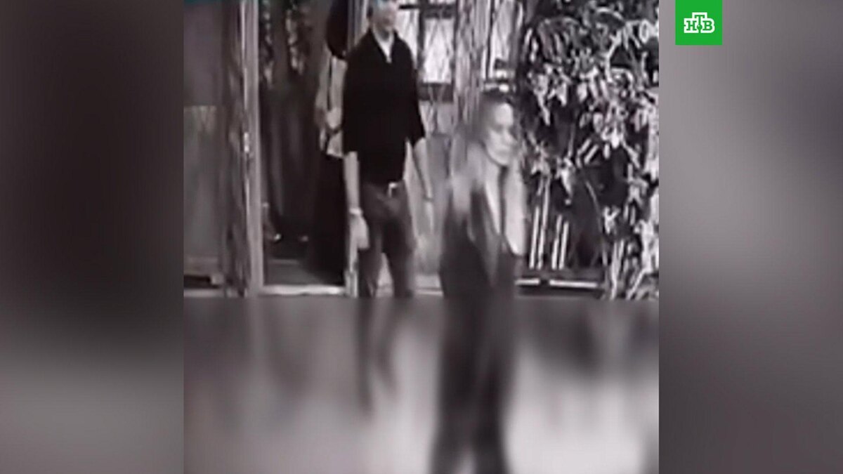    СМИ: украинские военкомы едва не скрутили охранника Анджелины Джоли