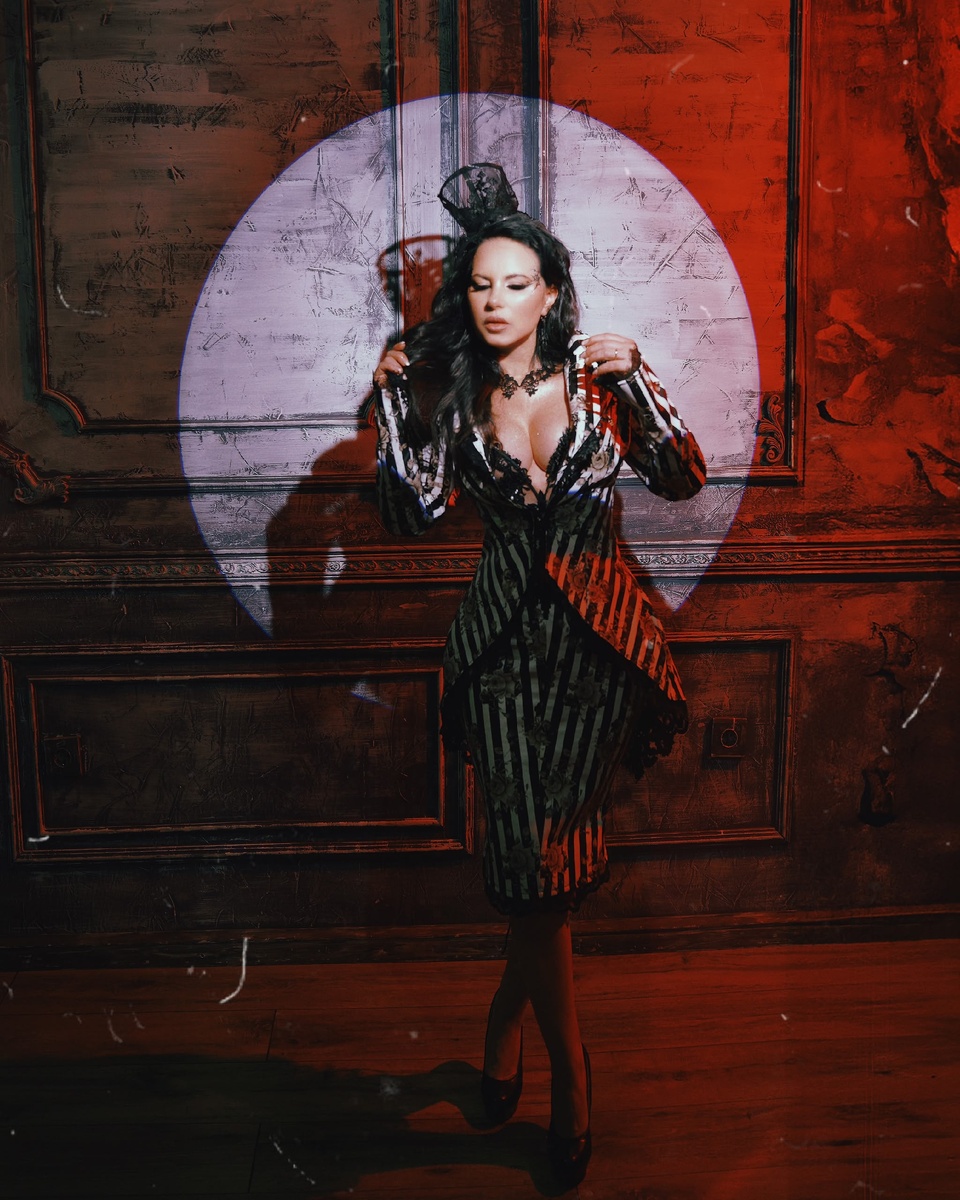 Листайте вправо, чтобы увидеть больше изображений