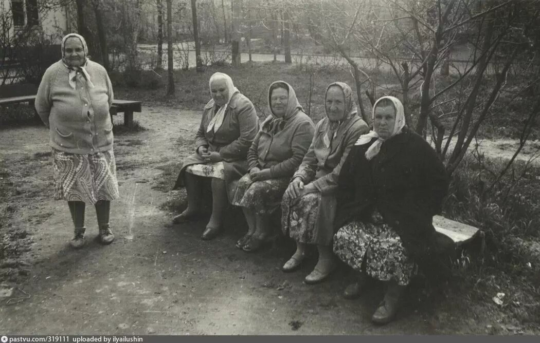 источник Двор в Коптево. 1983 г. Из архива ilyailushin.