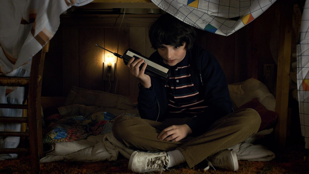 Кадр из сериала "Очень странные дела" - (Сезон 2)