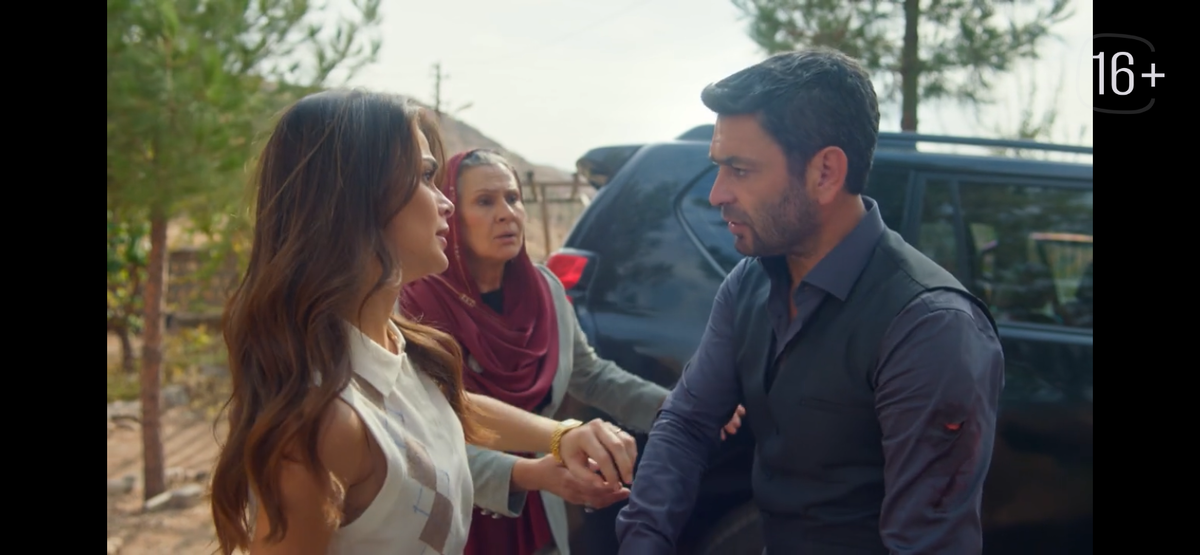 Стоп кадр из сериала «Далёкий город»