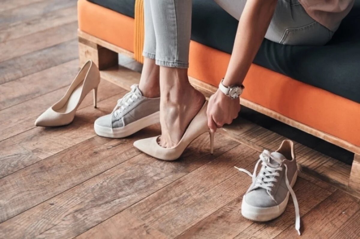    Подологи дали советы по выбору обуви, чтобы избежать проблем с ногами