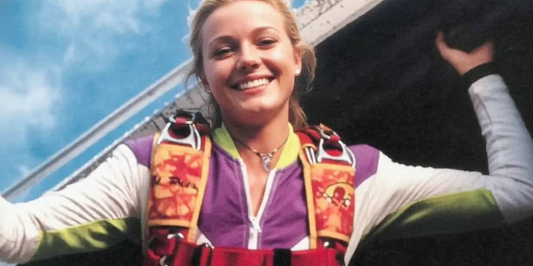 Муравьи стимулировали сердце. Женщина выжила, упав с высоты 4000 метров без парашюта