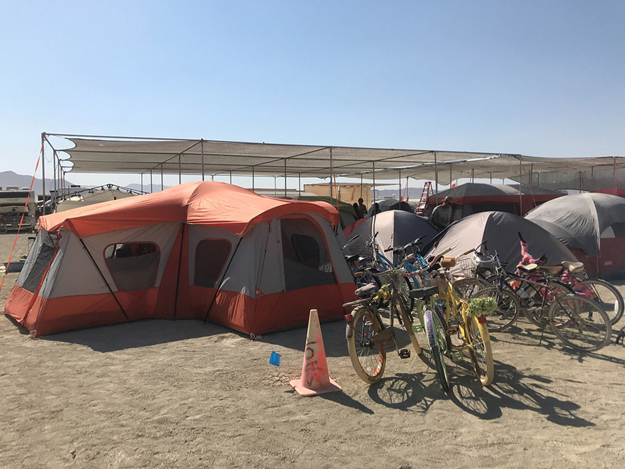 Палаточный Кемп на Бёрне