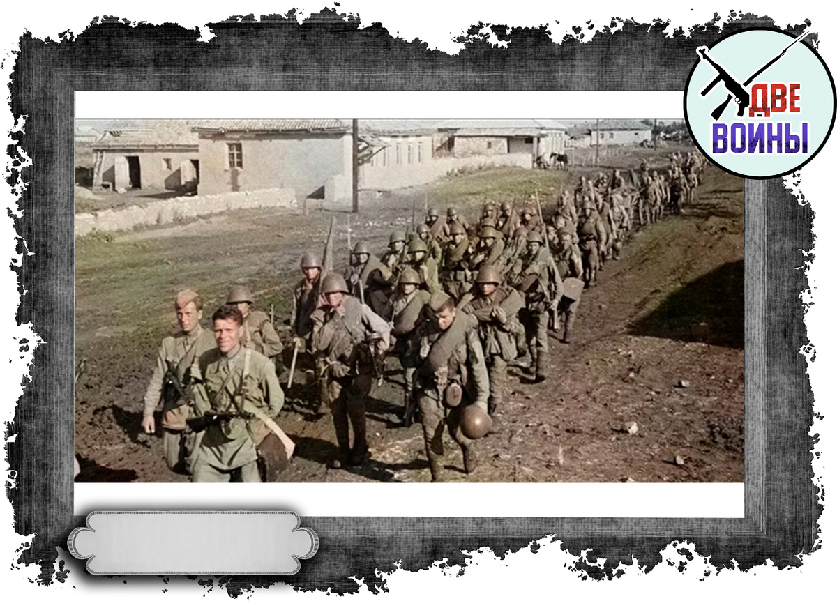 Советская рота на марше. Фото в открытом доступе.