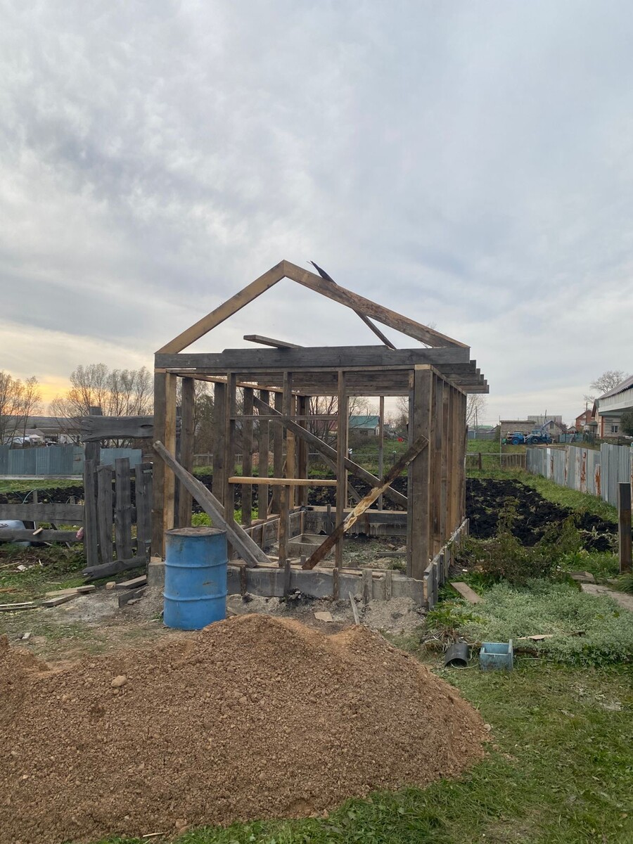 «Скелет» бани