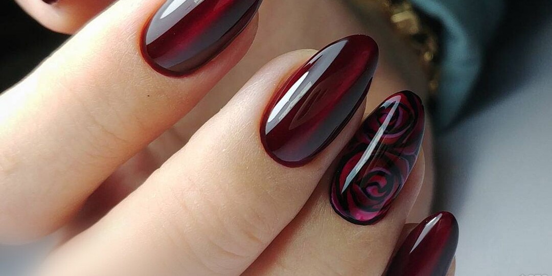 Маникюр на Новый год 2026: главные тренды, стойкие техники для года Лошади