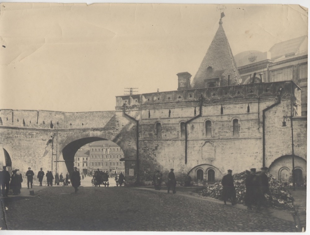 Китай-город у Варварских ворот. Фотолаборатория Музея истории и реконструкции Москвы (Московского Коммунального Музея), 1930 - 1933 год, г. Москва, ул. Варварка, Музей Москвы.