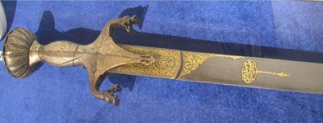 Дамасский меч.