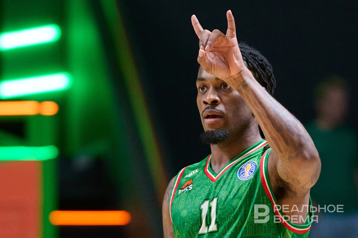    Пэрис Ли. Динар Фатыхов / realnoevremya.ru