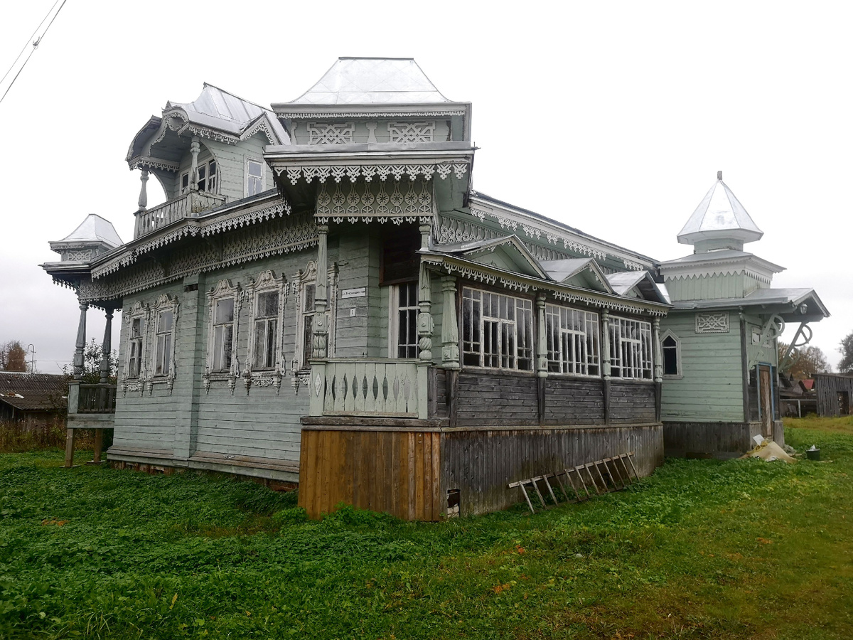 Дом со щуками 