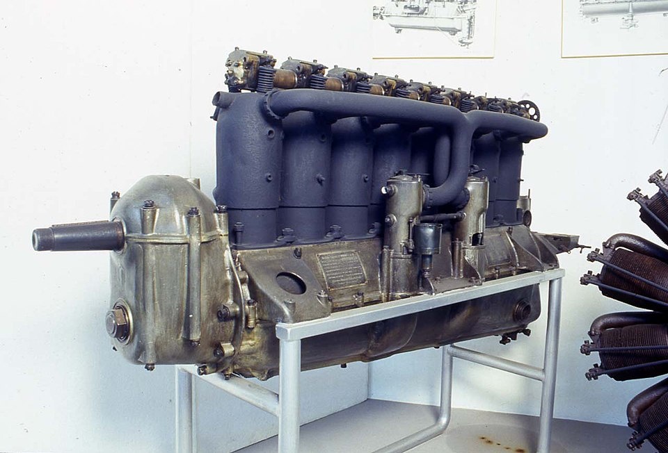 Двигатель D.IVa