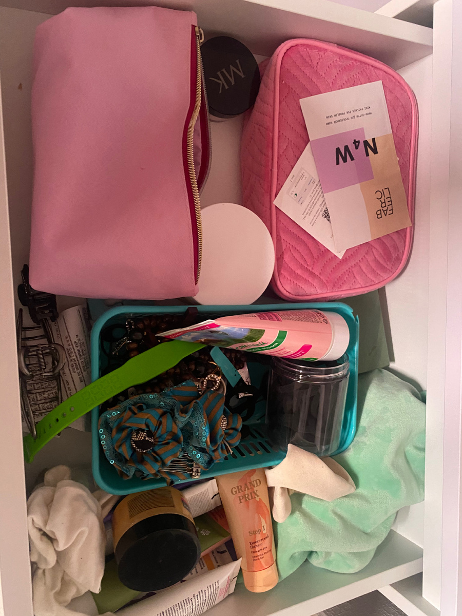 Вот такой хаос там был