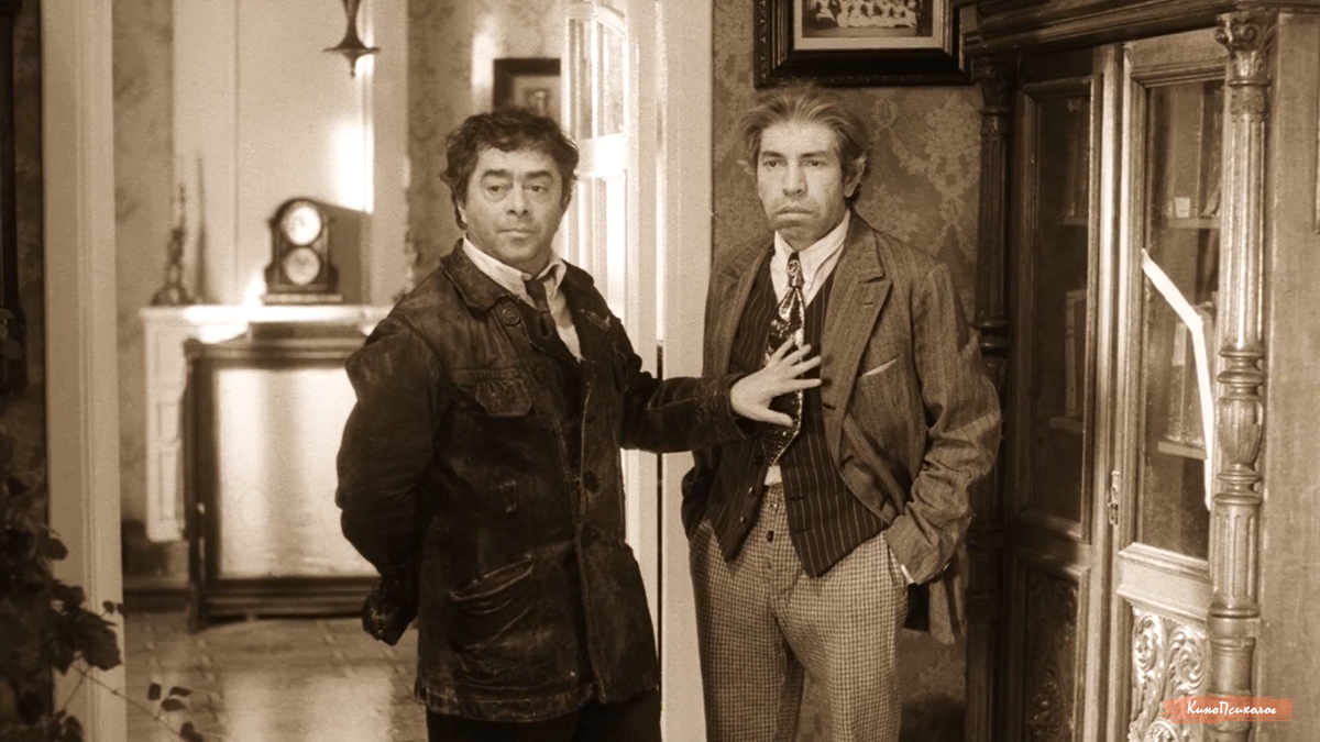 "Собачье сердце", скриншот. Швондер во многом направляет свое неуемную энергию на благие цели, но заняться самопознанием ему тоже было бы полезно.