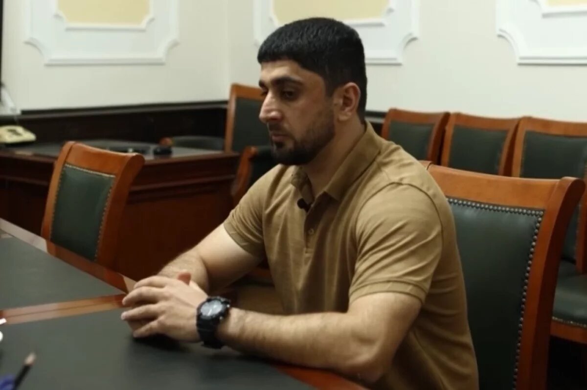    Губернатор Камчатки встретился с Героем России Хантемиром Султановым