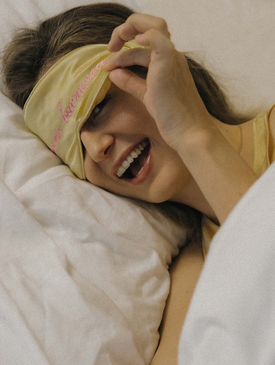 Да, и у нас есть маски для сна "Просто выспалась" ))