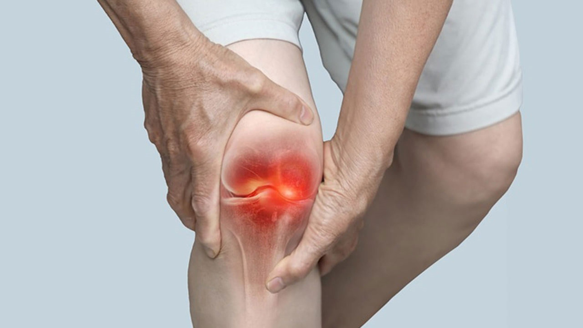 Из-за чего на самом деле болят колени: главная причина, о которой вы не знали