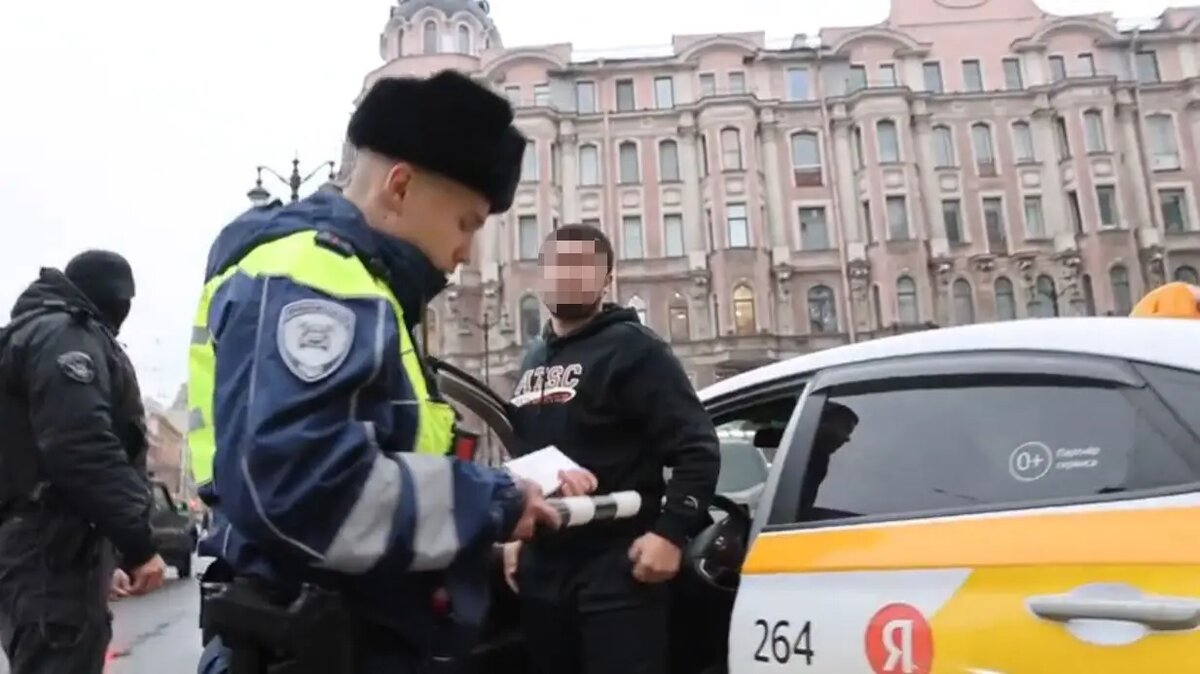    Фото: кадр видео ГУ МВД по Петербургу и Ленобласти