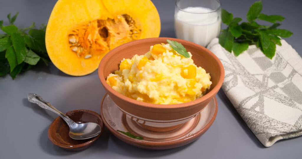 Пшенная каша с тыквой на молоке. Простой рецепт вкусной пышной пшенки на завтрак или ужин