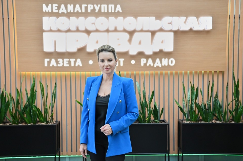    Ирина Слуцкая Иван МАКЕЕВ