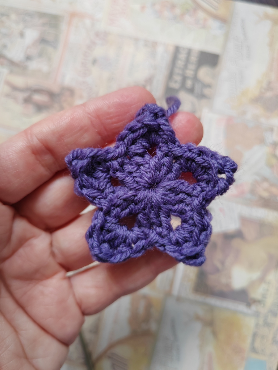 Вяжем маленькую снежинка. Мой результат