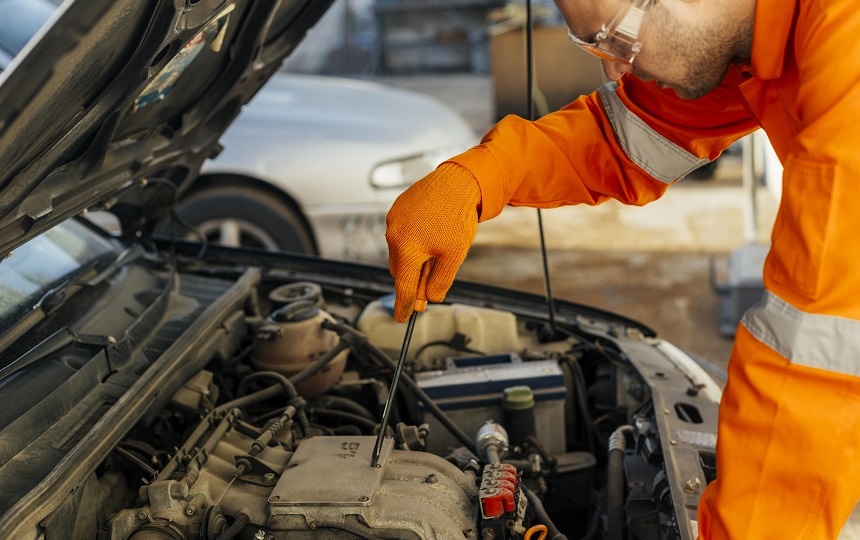 Как много может потреблять, «жрать» двигатель авто моторного масла?