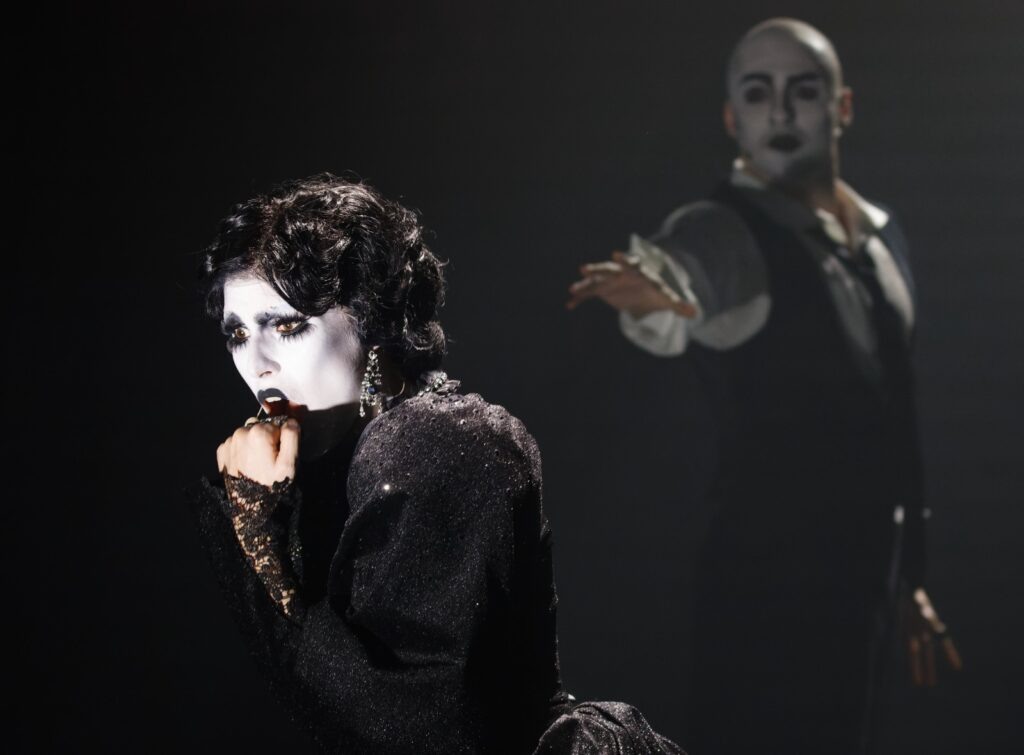    Источник фото: официальный сайт театра Источник фото: Театр To Go