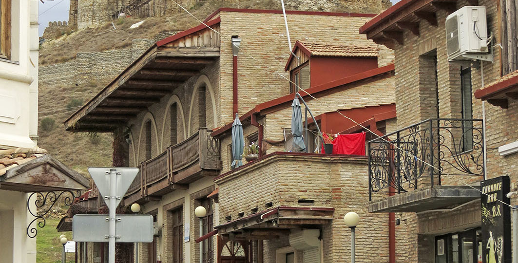 Старый Гори. Разрушен землетрясением, но всё равно красив