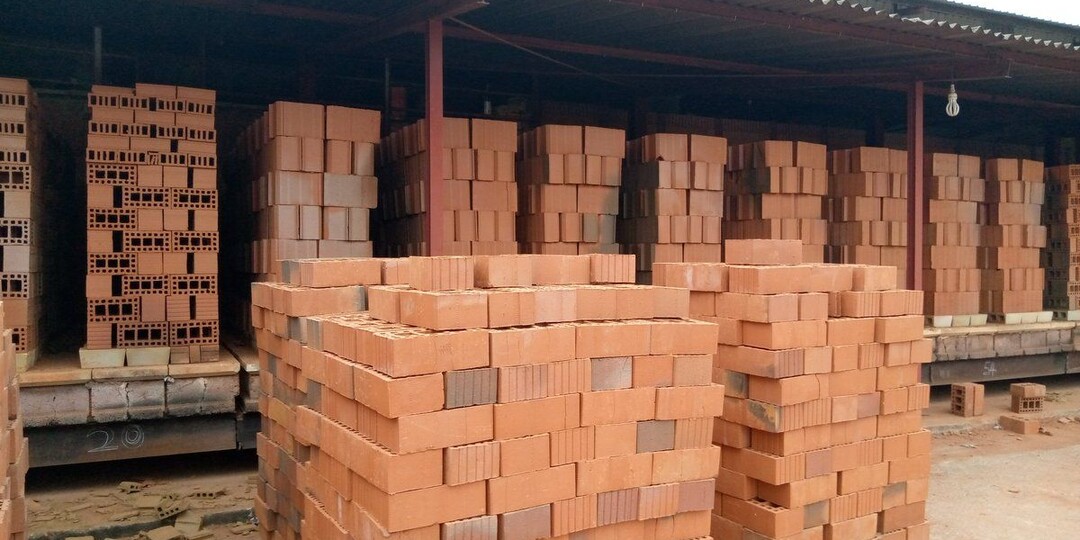 Никто не считает, а потом переплачивает: рассказываю, сколько кирпича в 1 м³ кладки