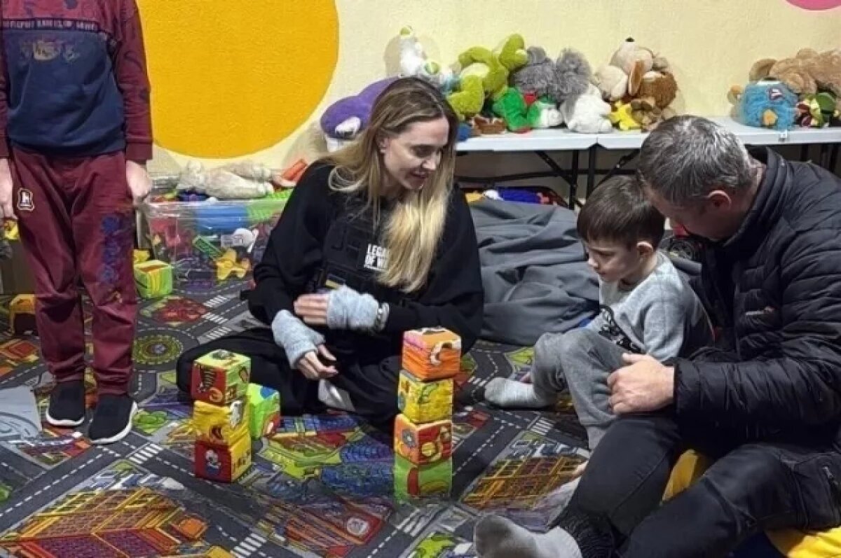    Телохранитель Фонарев: Джоли не могла пешком перейти границу с Украиной