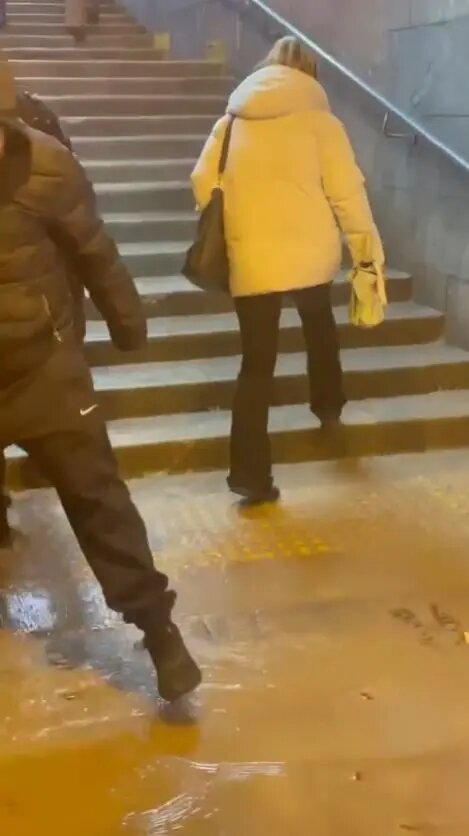  Фото: кадр видео из группы 