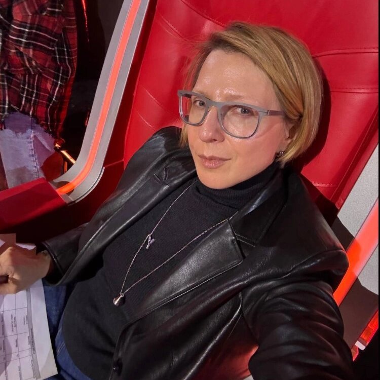 Яна Чурикова показала фото без макияжа в свой день рождения📷
