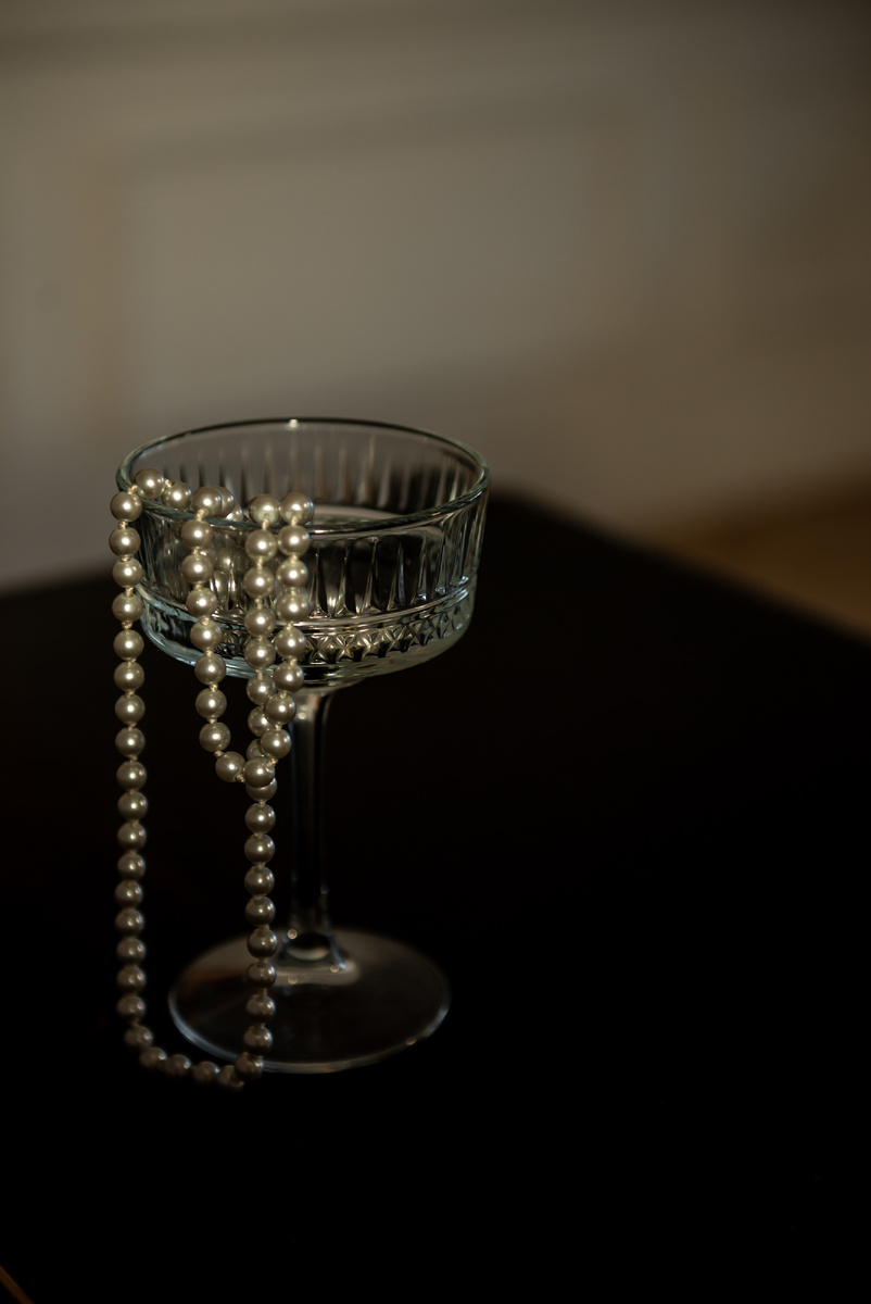 Терапия — это не про то, чтобы мир вокруг стал идеальным. Это про то, чтобы вы, оставаясь в этом неидеальном мире, обрели ясность, спокойствие и внутреннюю силу.