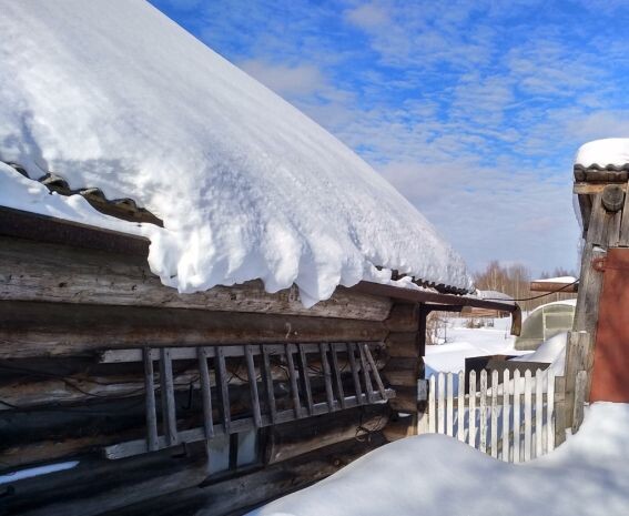 Снег на крыше - сколько тонн, на глаз?