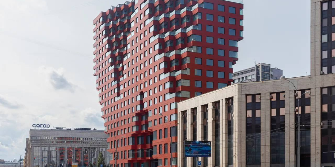 Дом Яйцо, Лежачий Небоскреб, Чайный Дом: самые необычные здания Москвы!