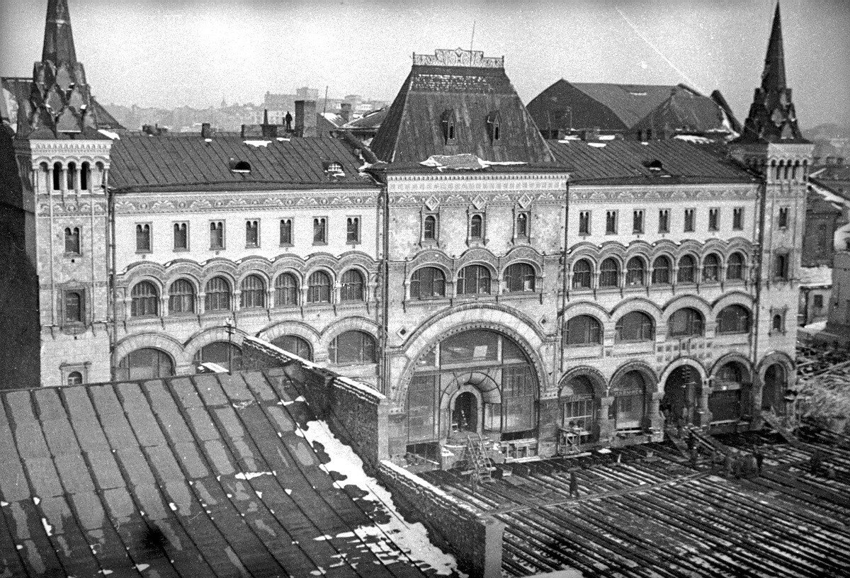 Передвижка Саввинского подворья