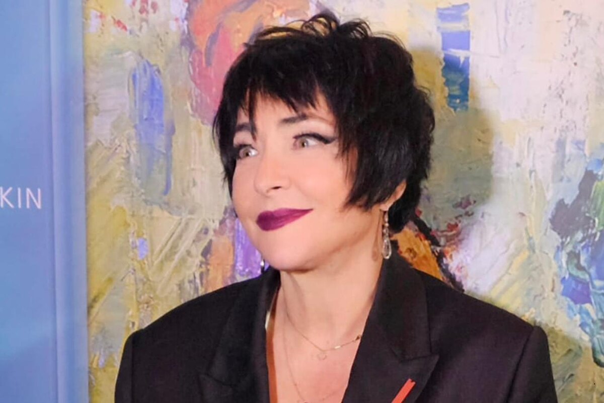 Лолита на презентации книги Аллы Крутой. Феликс Грозданов / Metro 