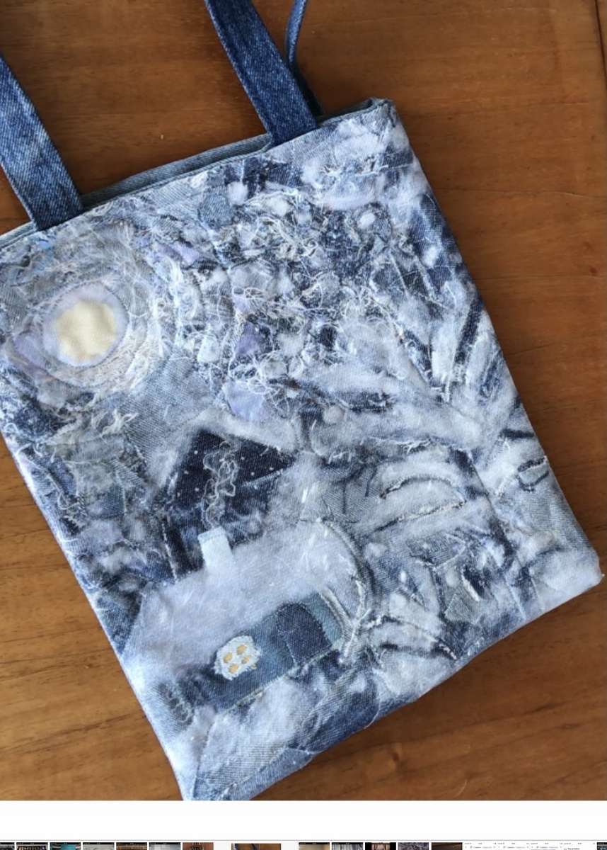 Эта сумка стала объектом всеобщего внимания 