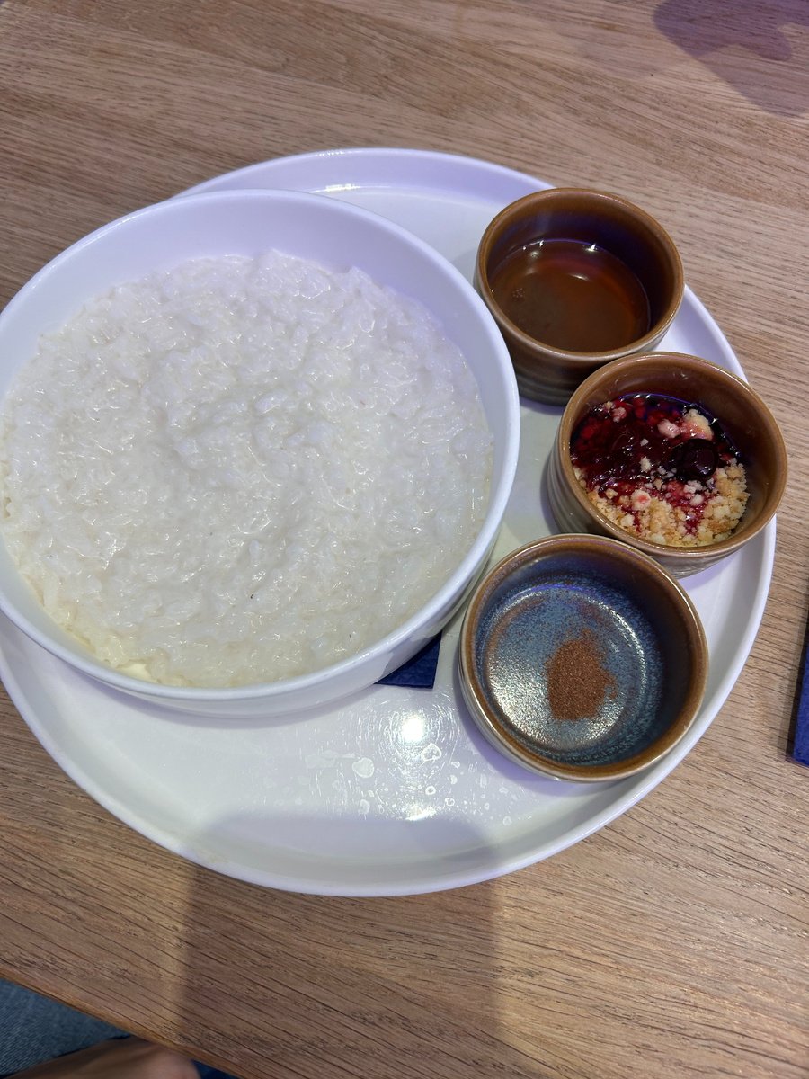 Завтрак в кафе "7:45" г. Зеленоградск (фото автора)