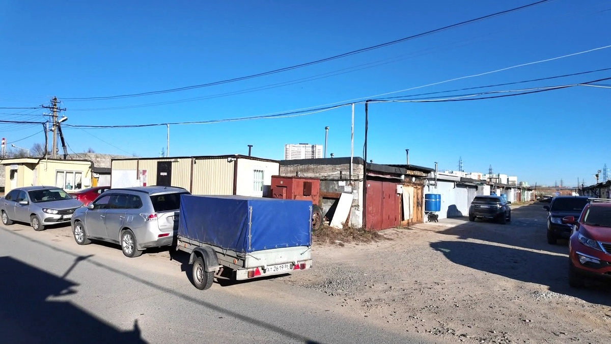    Сургутяне планируют обратиться в СК РФ, чтобы отстоять право на свои гаражи