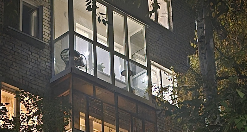    Верховный Суд поставил точку: можно ли курить на балконе, находясь у себя дома