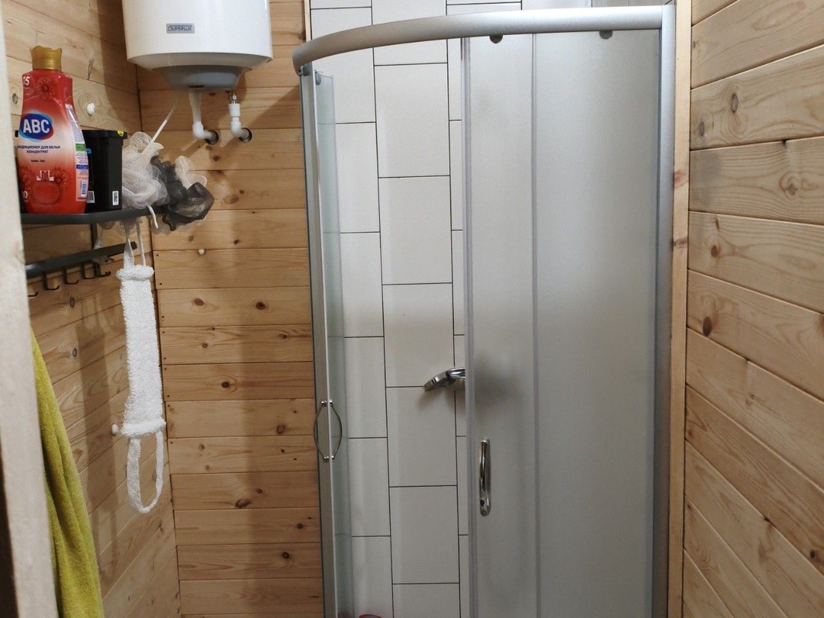 Примерно такой душ обещают, только не угловой в нашем случае 