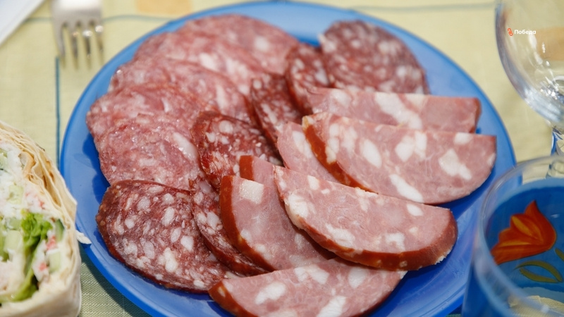    Солдат бесплатно кормят в Кочубеевском округе Фото: ИА «Победа26»