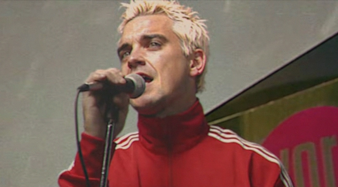     Кадр из клипа «Pretty Face»