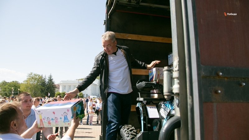    По поручению губернатора Владимира Владимирова Ставрополье оказывает всестороннюю поддержку Антрацитовскому району ЛНР, в том числе направляя полезные грузы Фото: Валерия Алтухова / / ИА «Победа26»