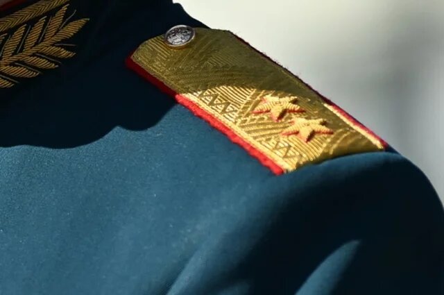    Кто главнее: генерал-майор или генерал-лейтенант?