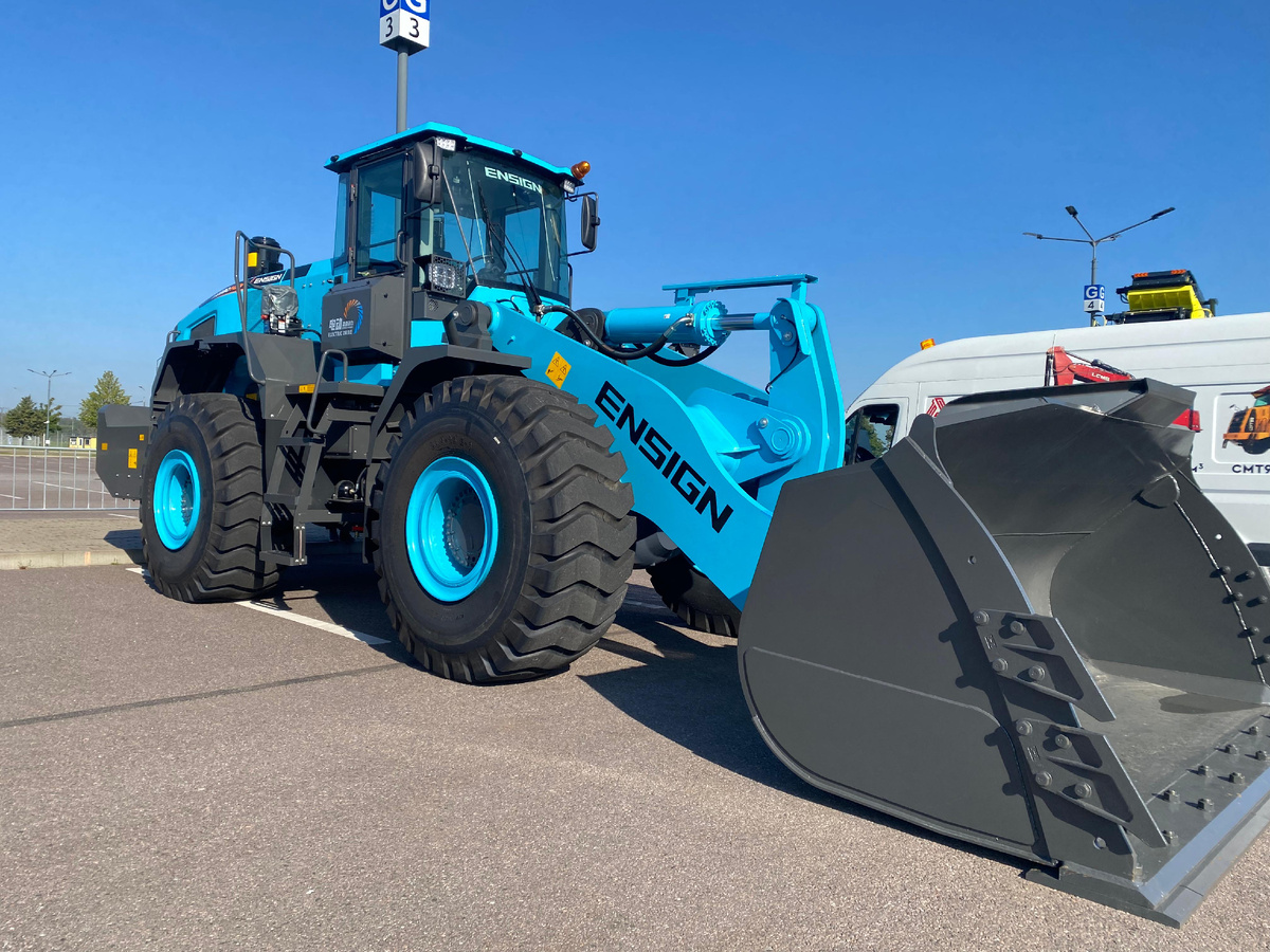 Мы являемся официальным дилером компании ENSIGN HEAVY INDUSTRIES CO., LTD, лидера в производстве гибридных фронтальных погрузчиков в Китае, предлагаем Вам рассмотреть предложение на поставку гибридного погрузчика модели YX680HEV. тел. 89613399933 Юрий Г.И.