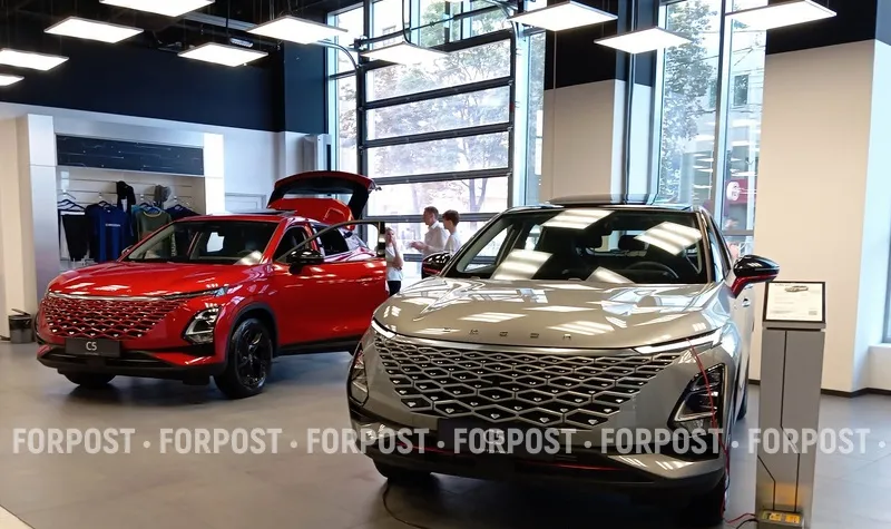 Изменение ставок утилизационного сбора пока отложили, но автомобилисты уже готовятся
Фото:
Алексей Лохвицкий / ForPost