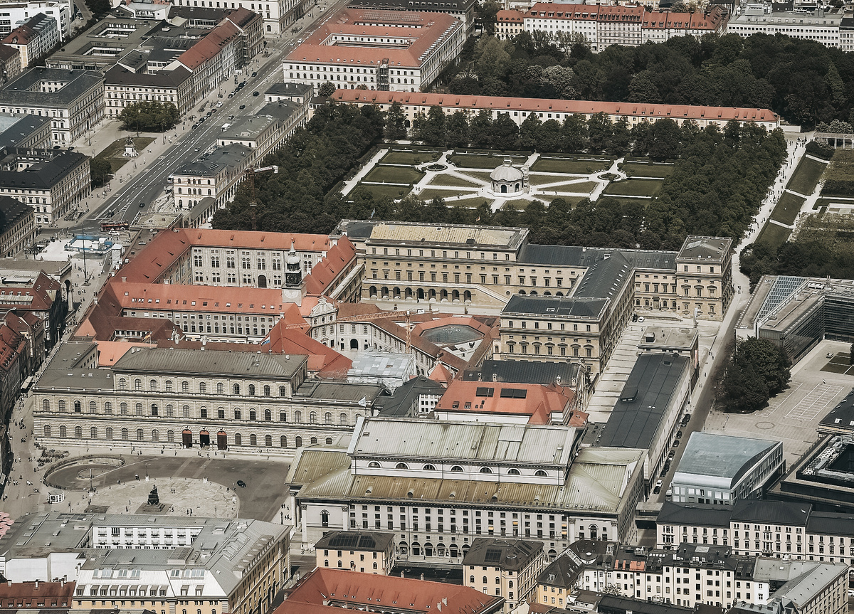 Мюнхенская Резиденция с высоты птичьего полёта